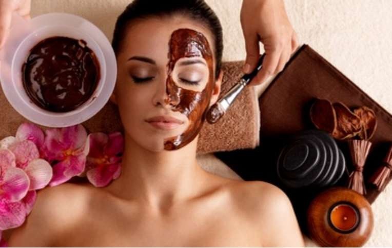 10) Arcilla Roja para Rostro y Cuerpo