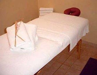 24) Sábanas, toallas y batas para SPA